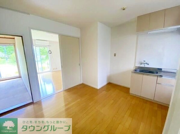 メープルハイツの物件内観写真